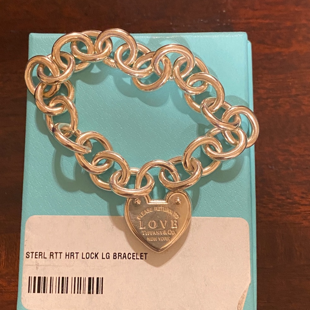 SOLD   Authentic Tiffany & Co Sterling Silver Love Lock Heart Bracelet.